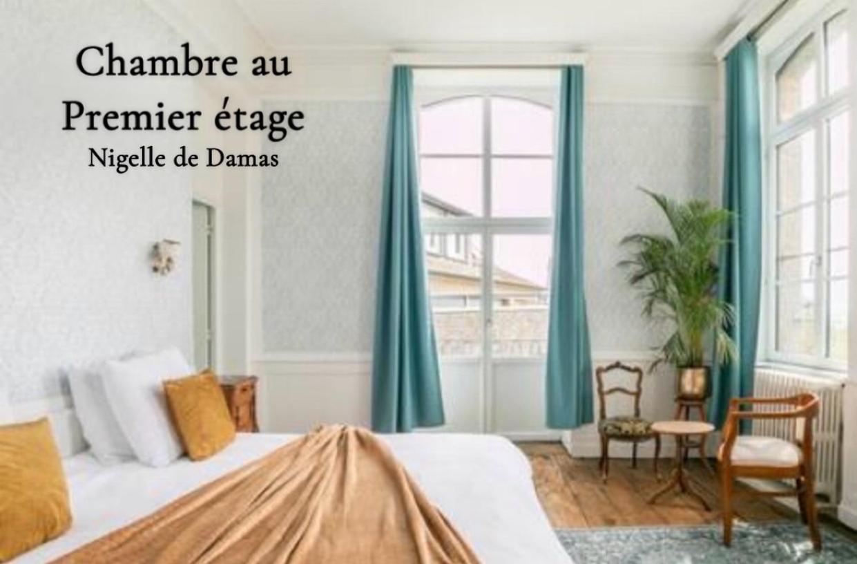 Mercier De Montigny - Les Chambres Du Beffroi - Spa Et Massage Fougères Dış mekan fotoğraf